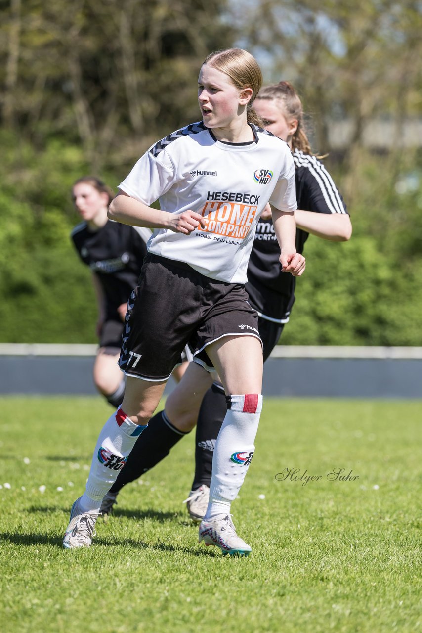 Bild 256 - F SV Henstedt Ulzburg - SV Fortuna Boesdorf : Ergebnis: 3:1